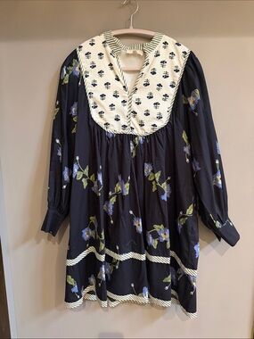 entro Navy Floral Smocked Yoke Casual Dress